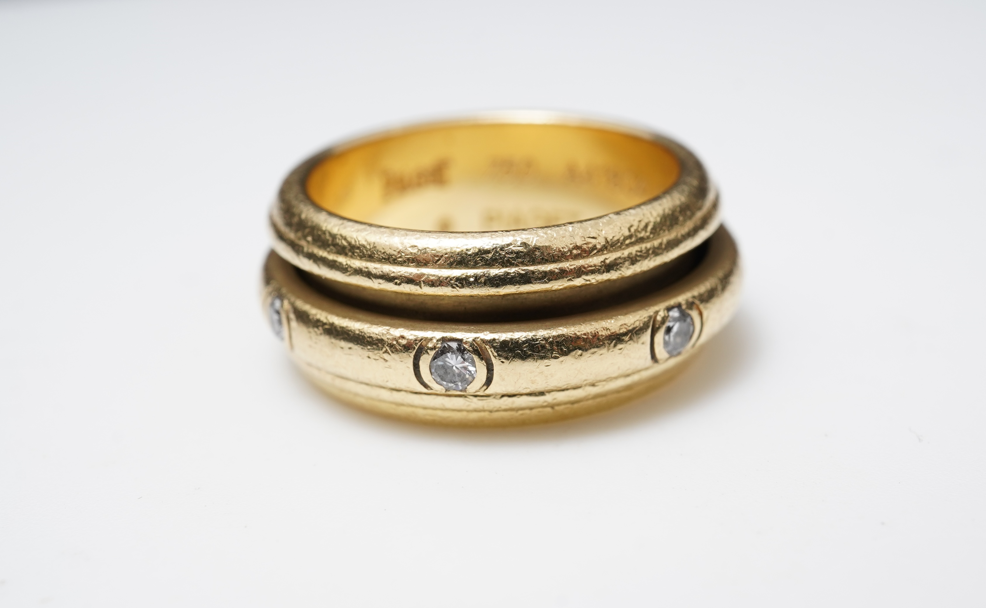 Piaget, a gold and diamond 'Possession' ring